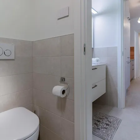 Apartment La Breva - - 1 Minuto Dal Centro