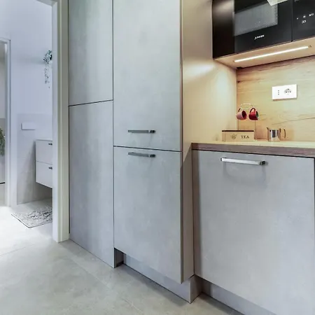 Apartment La Breva - - 1 Minuto Dal Centro Como