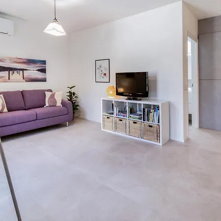 Apartment La Breva - - 1 Minuto Dal Centro Como